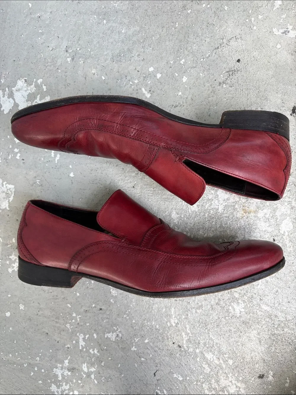 Vintage Gucci wing tip loafers